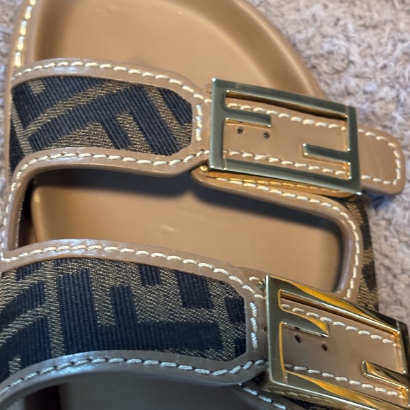 Fendi Black and Gold Sandals - Picture 3 of 13